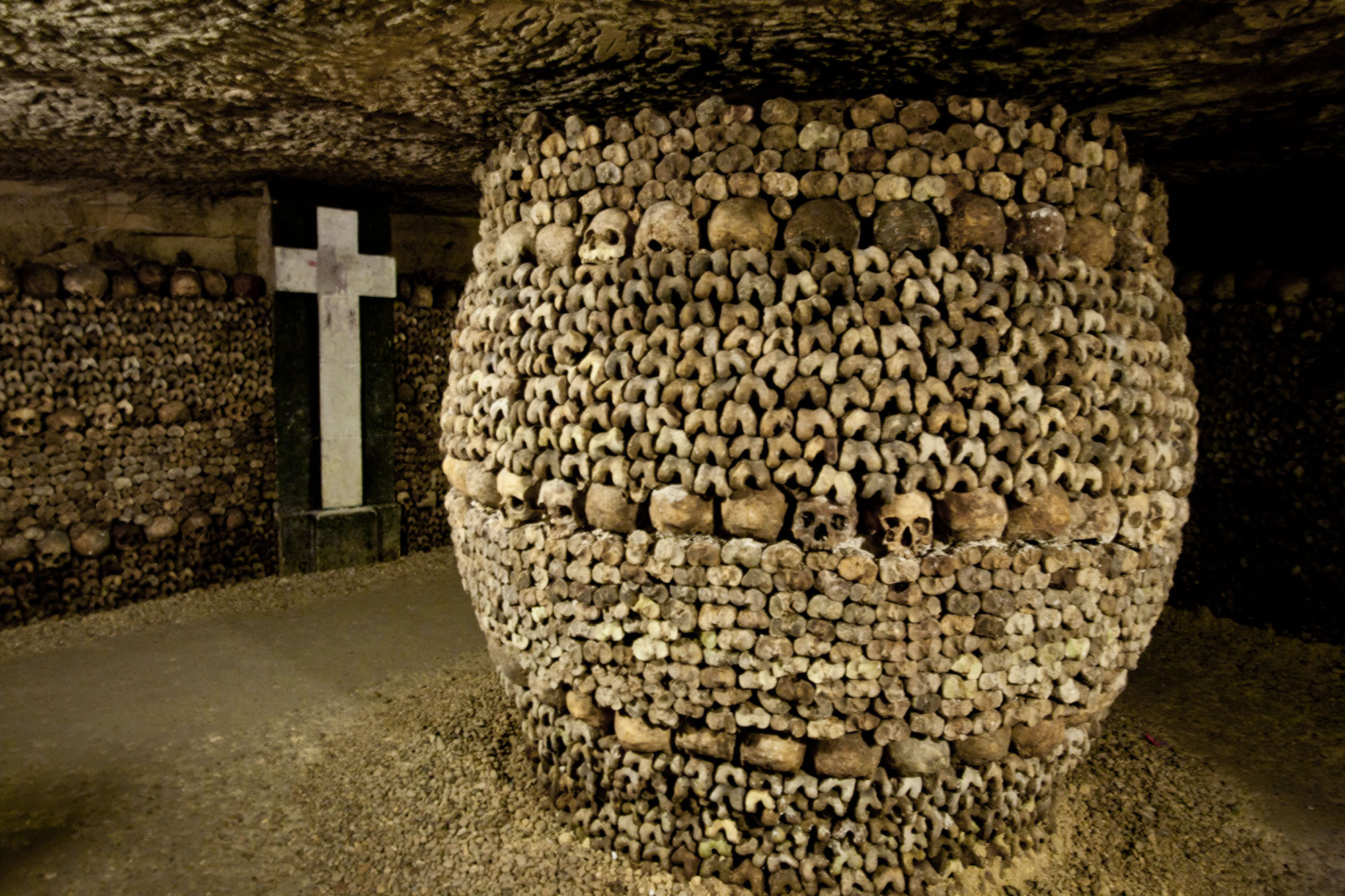 Les Catacombes abritent les ossements de six millions de Parisiens